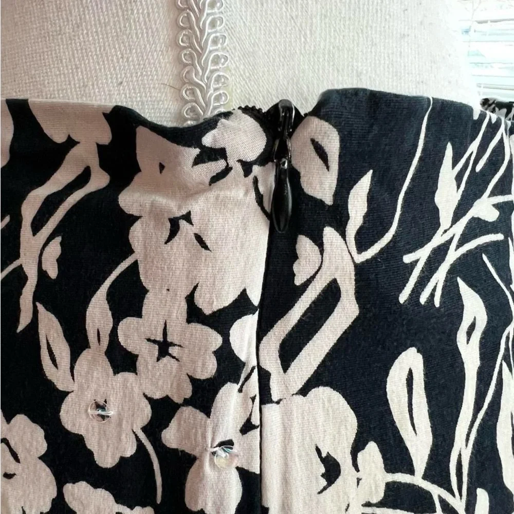 Floral Black and White Women's Skirt - Picture 3 of 4